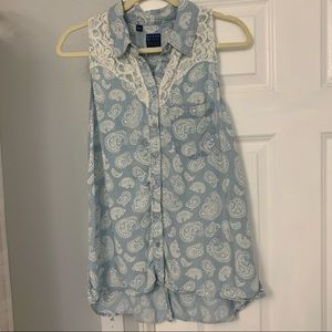Guess Button Down Sleeveless Top